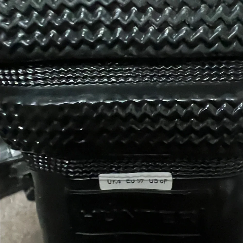 Hunter women’s classic tall rain boots - Picture 4 of 8